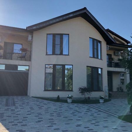 فندق Eden Blue كوستِنيست المظهر الخارجي الصورة