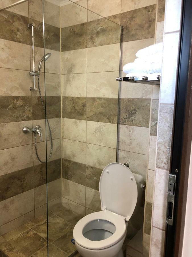 فندق Eden Blue كوستِنيست المظهر الخارجي الصورة