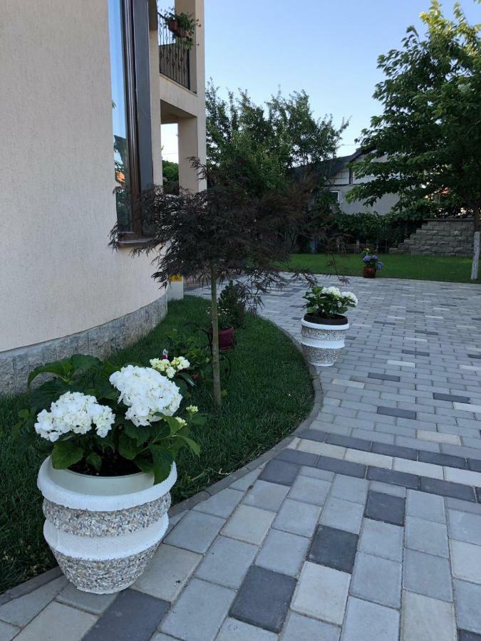 فندق Eden Blue كوستِنيست المظهر الخارجي الصورة