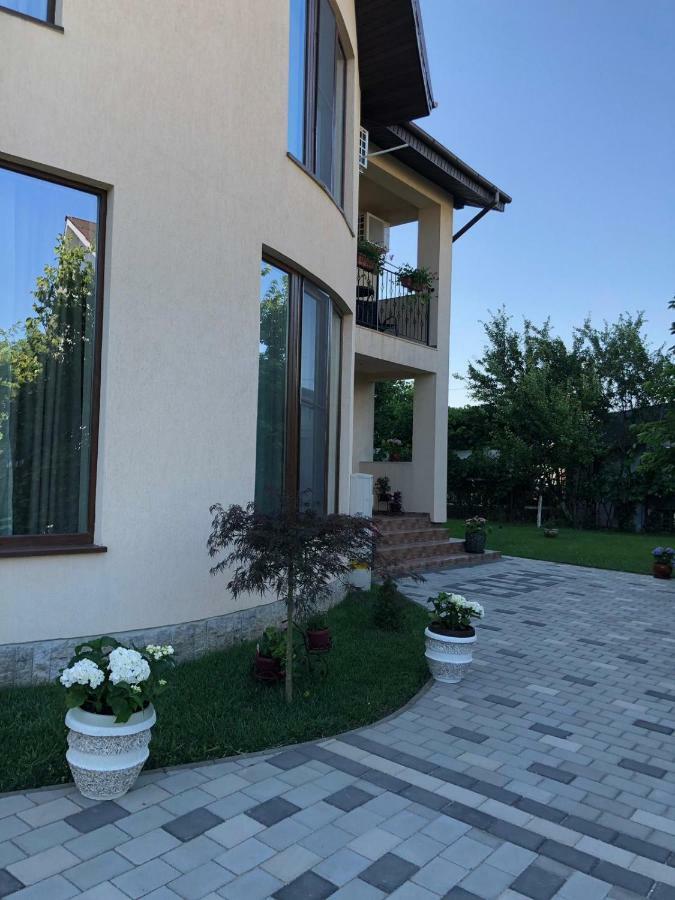 فندق Eden Blue كوستِنيست المظهر الخارجي الصورة