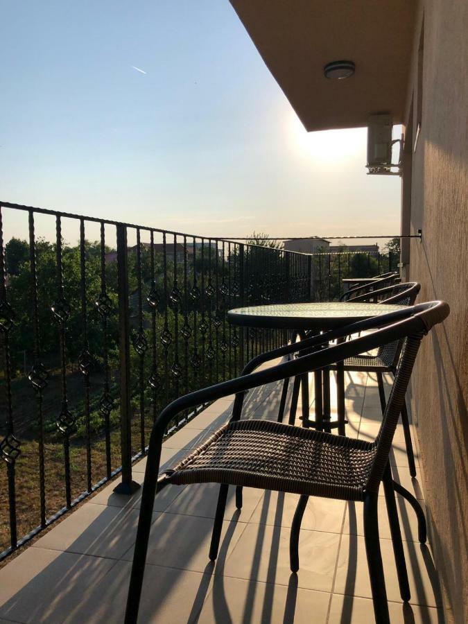 فندق Eden Blue كوستِنيست المظهر الخارجي الصورة